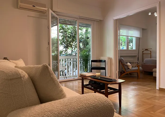 Locals Apartment Kolonaki